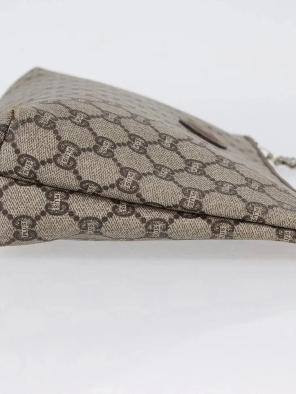 GUCCI GG Plus Supreme Clutch Bag PVC Beige Auth ka2920